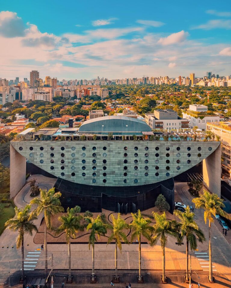 hotel unique